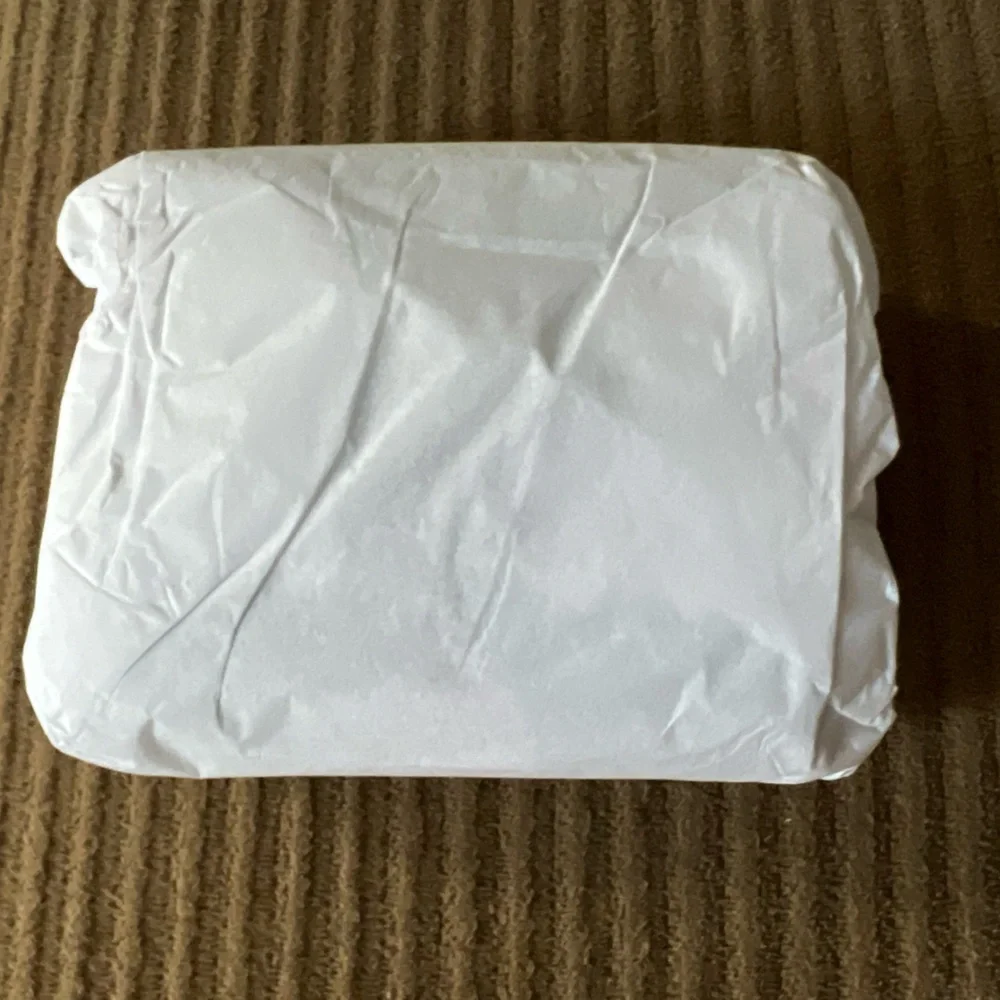 Coach Snap Wallet With Heart Bolt Print nwt - Picture 6 of 6